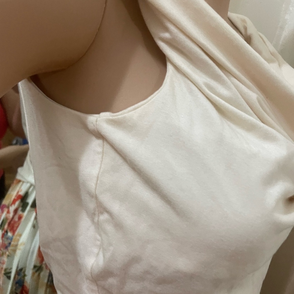 Reformation Cream Off-Shoulder Stretch blouse - Picture 14 of 16